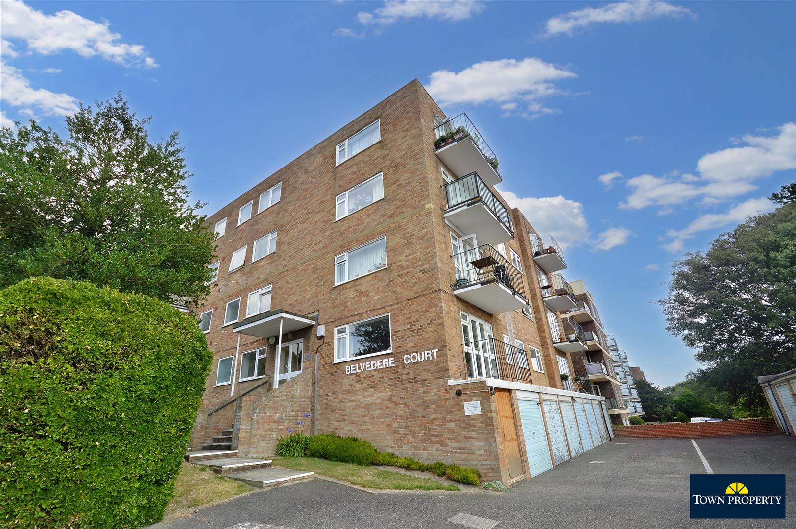 Property Details for St. Annes Road Eastbourne BN21 2HH Town